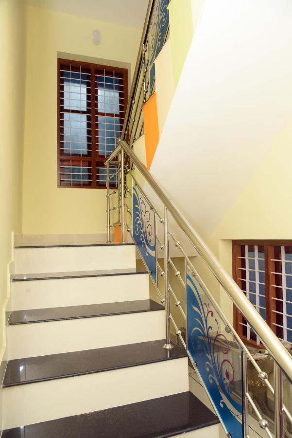 Madhav Mansion Beach Resort วาร์คาลา ภายนอก รูปภาพ