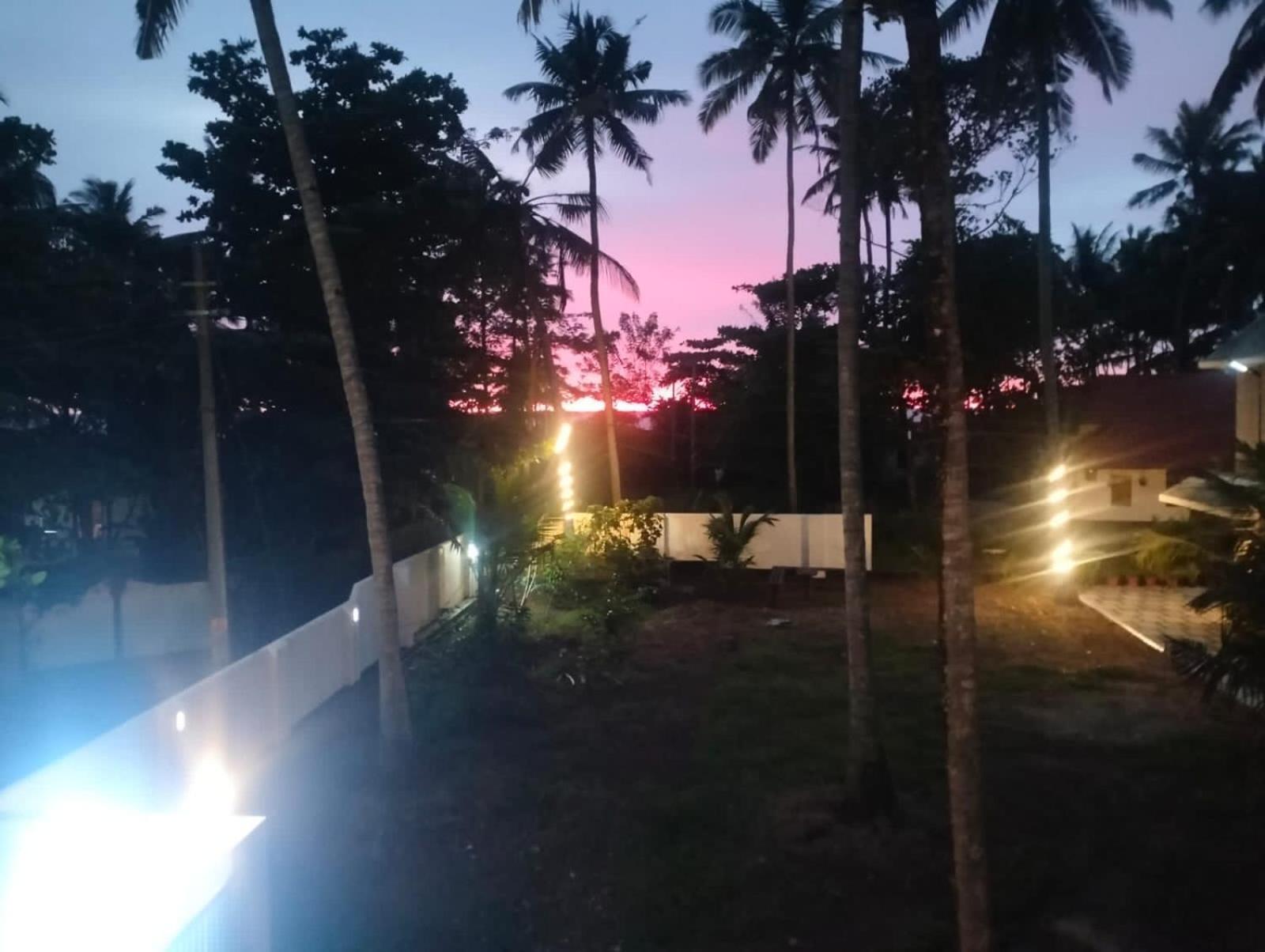 Madhav Mansion Beach Resort วาร์คาลา ภายนอก รูปภาพ